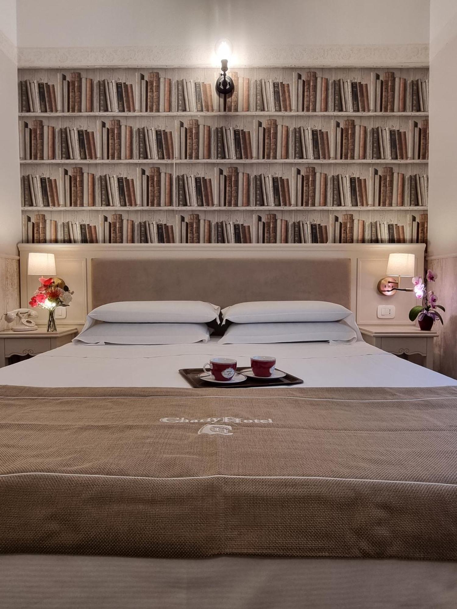 Hotel Charly